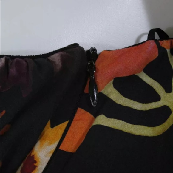 Slate & Willow Black Floral One-Shoulder Dress - Picture 8 of 10